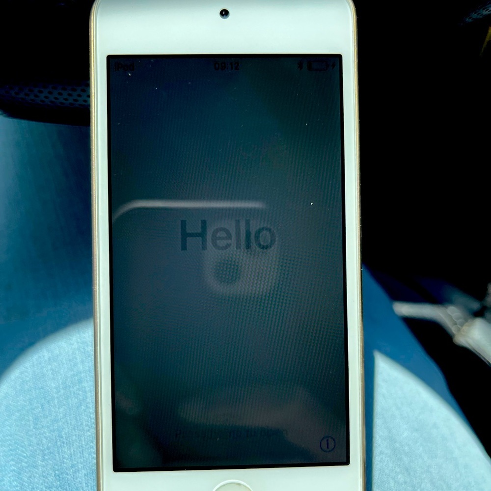 iPod 6th gen 16gb